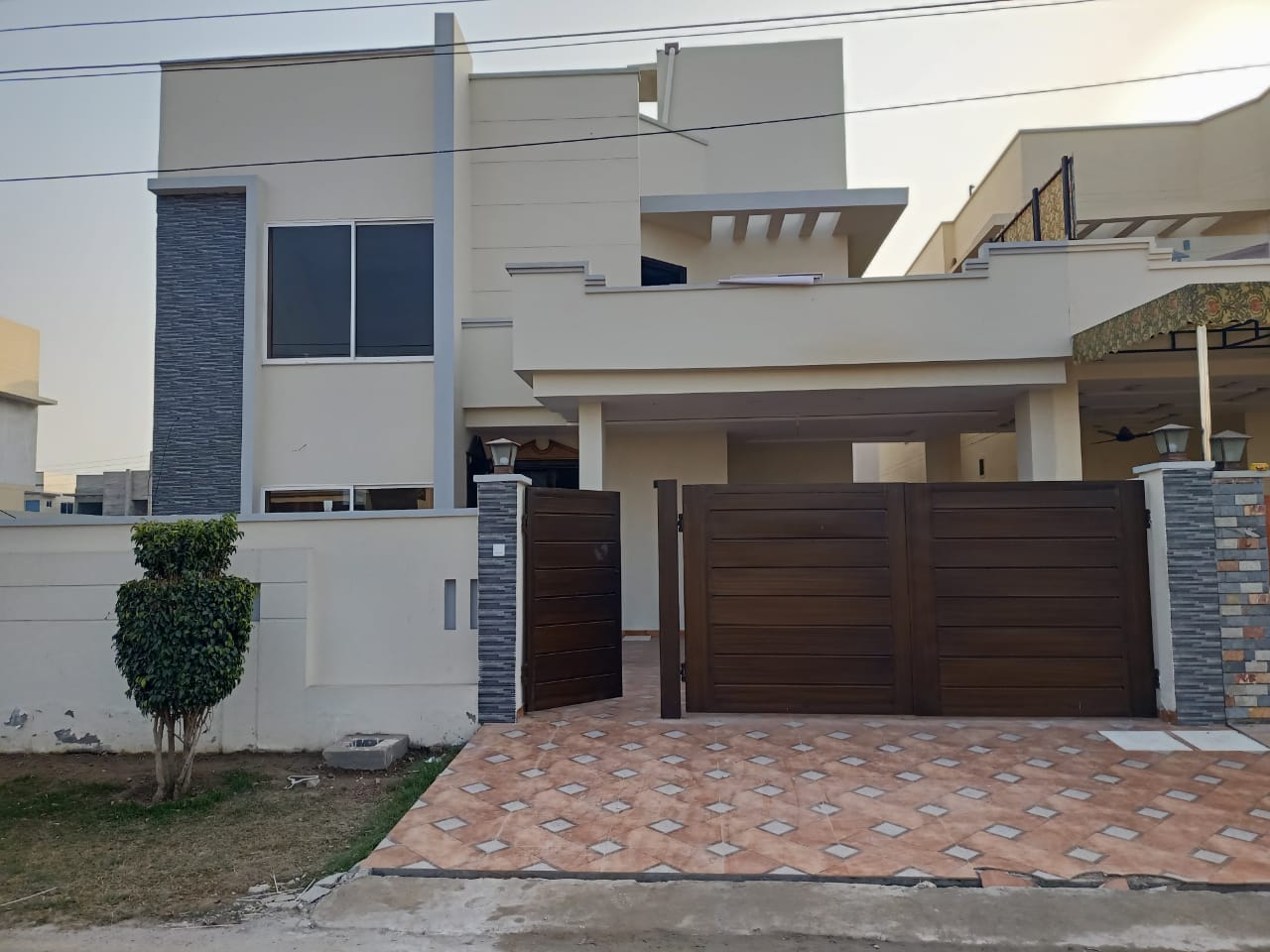 10 Marla House For Sale Bach Villas Multan