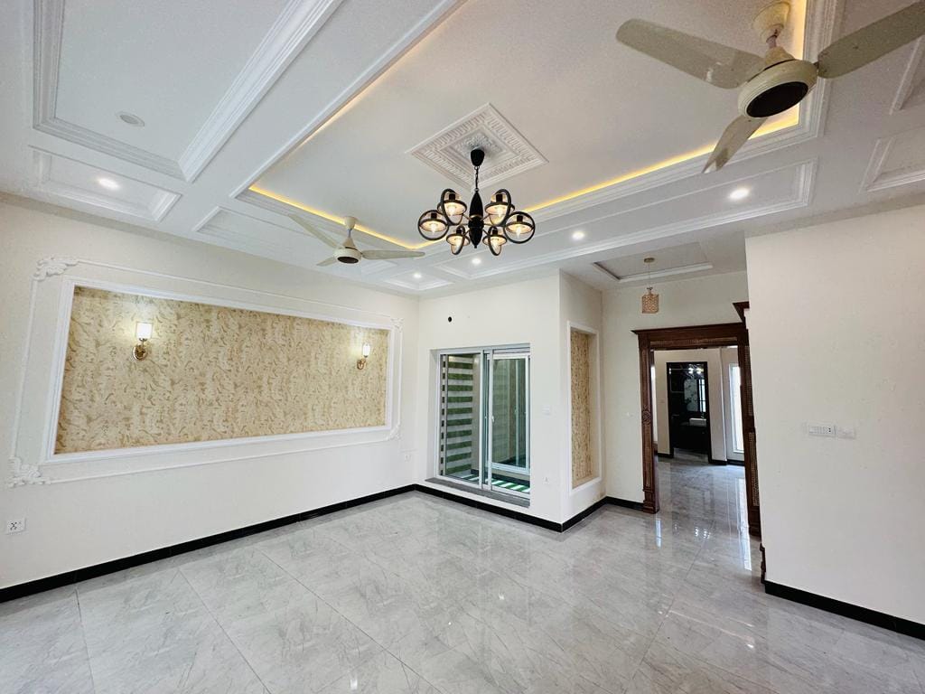 10 Marla House For Sale Royal Orchard Multan