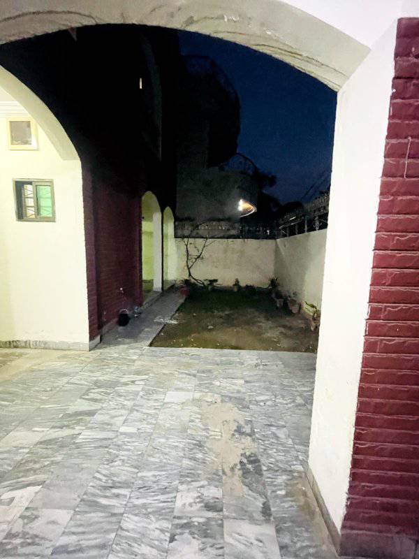 10 Marla House For Sale Umer Park Sargodha