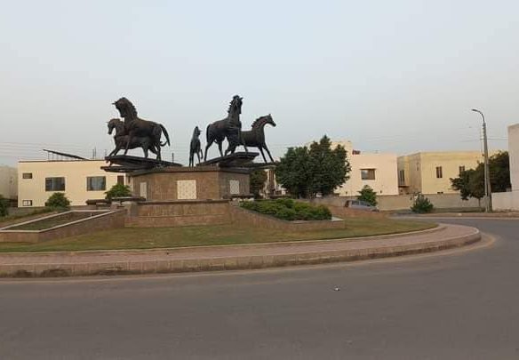 17 Marla Plot For Sale Bach Villas Multan