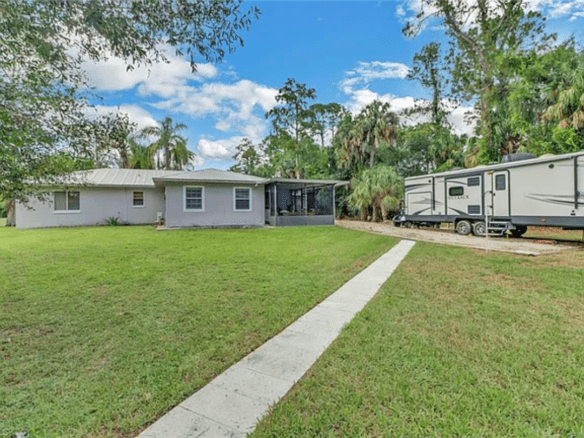 2160 23rd St SW, Naples, FL 34117