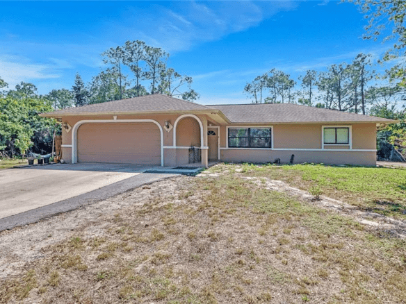 5760 Star Grass Ln, Naples, FL 34116