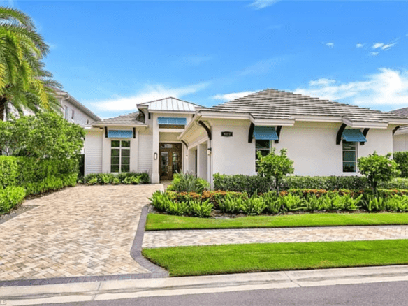 6823 Mangrove Ave, Naples, FL 34109