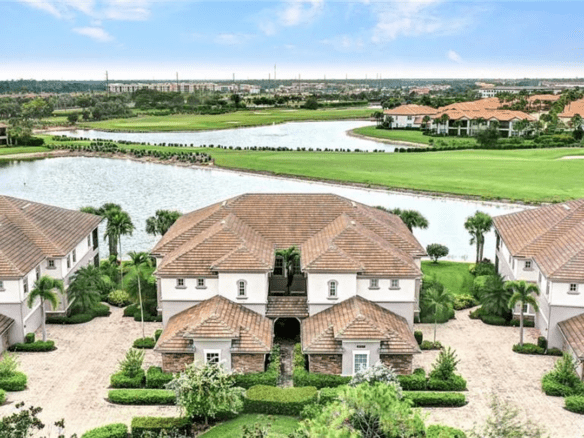 8751 Coastline Ct APT 101, Naples, FL 34120