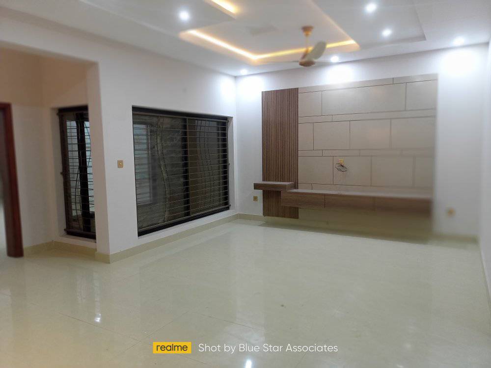 9 Marla House For Sale Nazeer Garden Sargodha