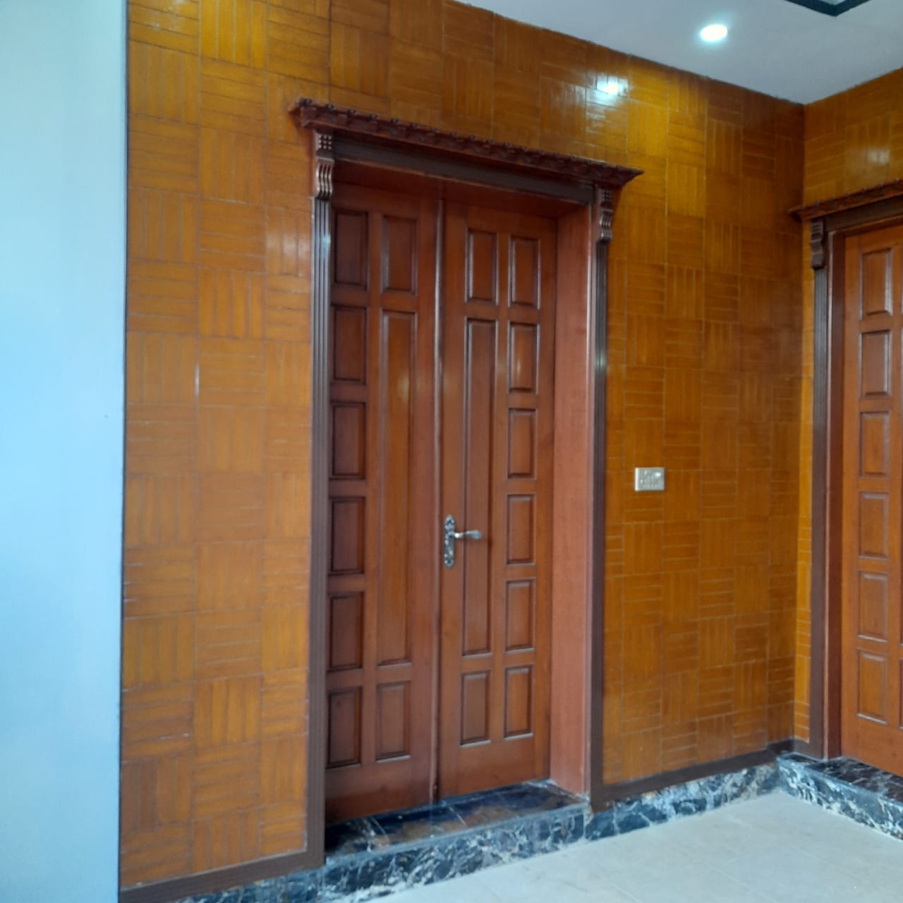 House For Sale Queen Road, Sargodha