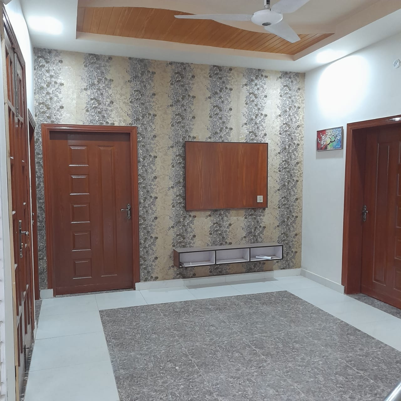 House For Sale Queen Road, Sargodha