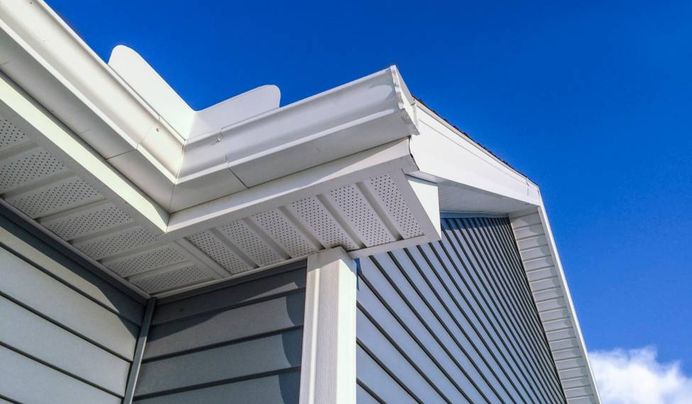 5 Benefits of Vertical Wood Siding for Your Home's Exterior