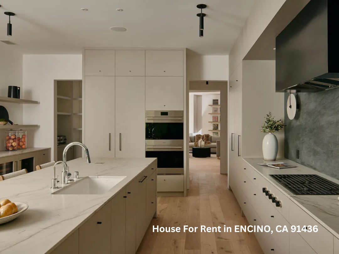 House For Rent in Encino, CA 91436, USA