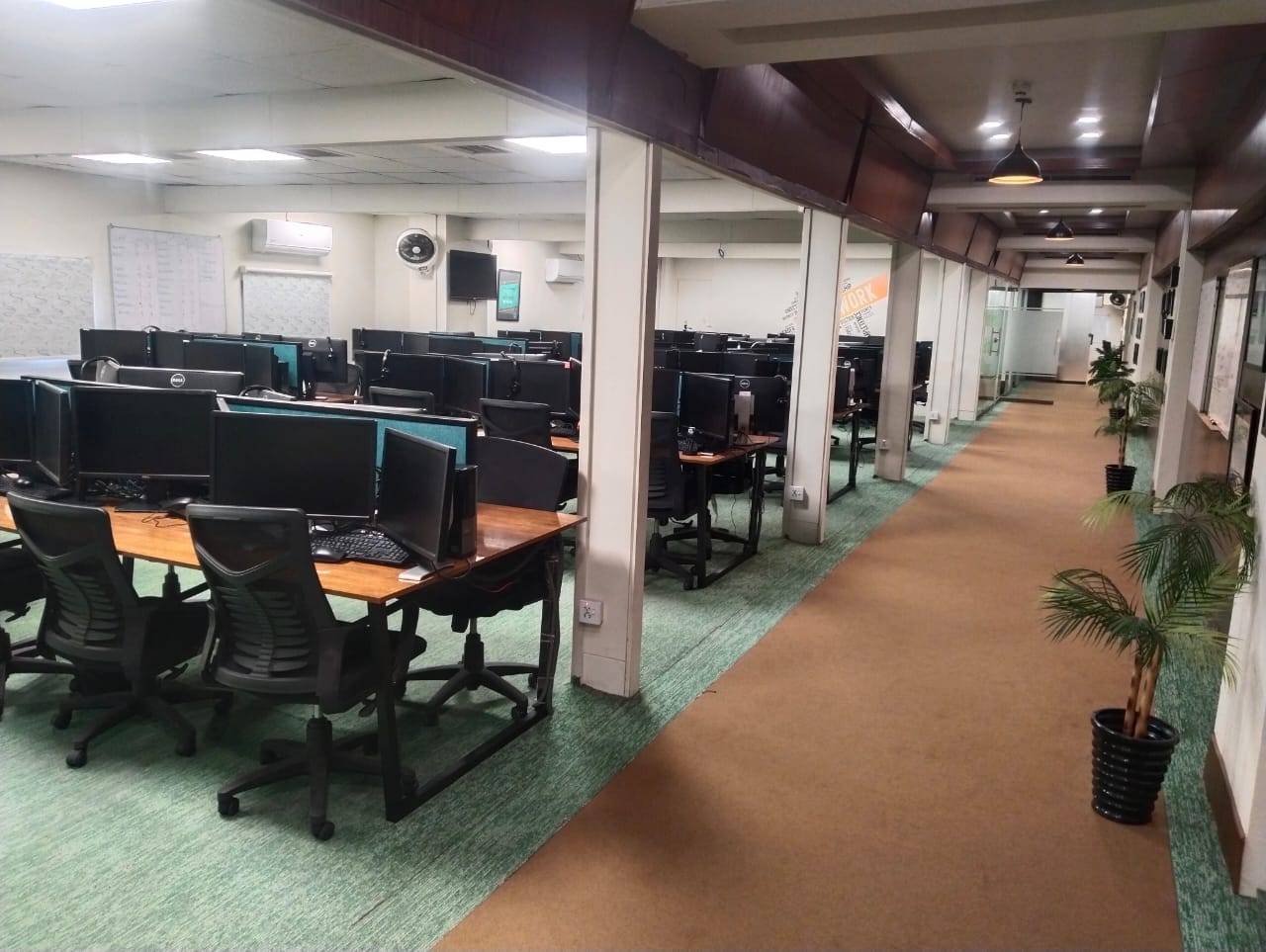 Office Space Available For Rent Main Boulevard Gulberg Lahore