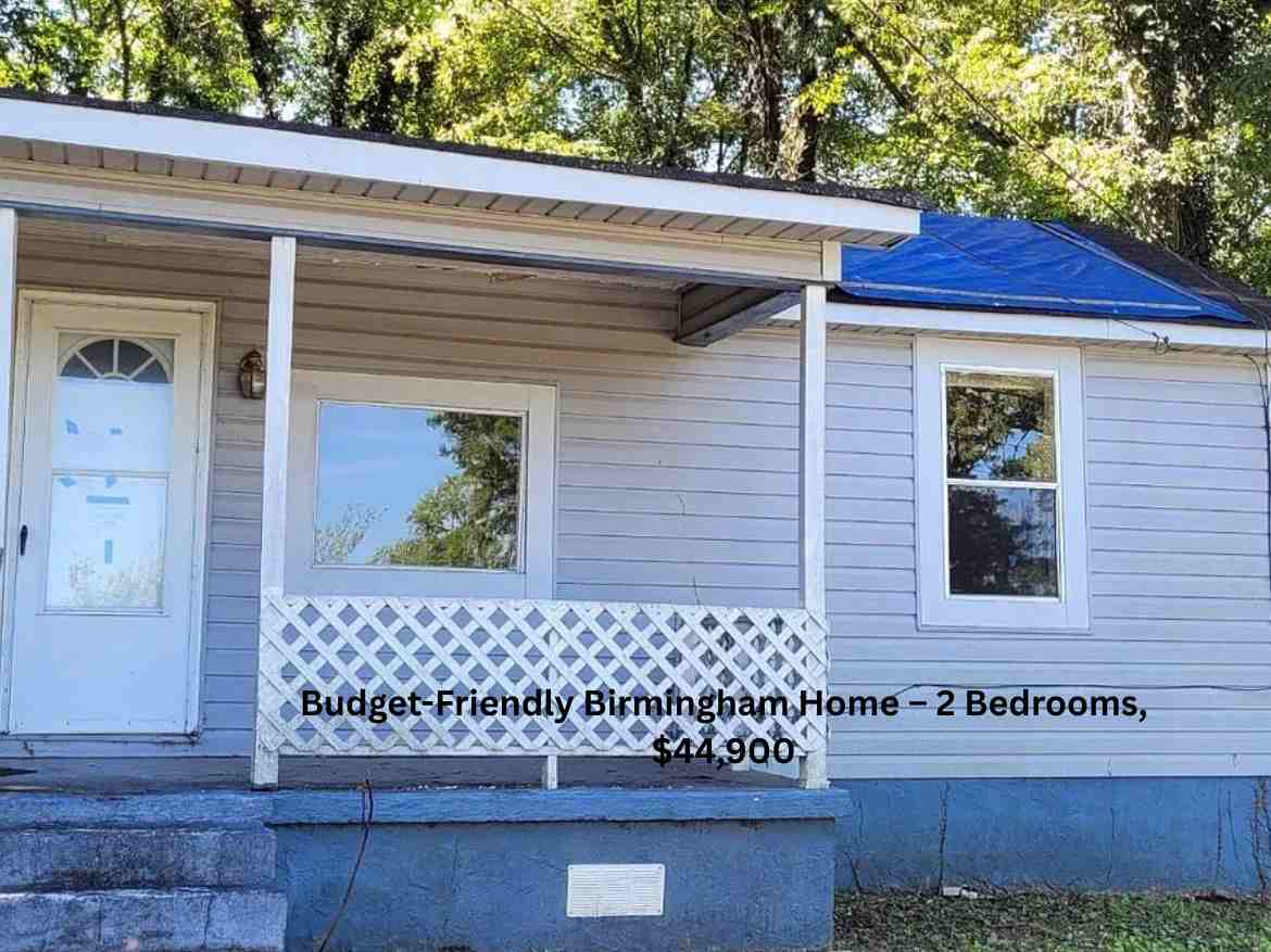 Budget-Friendly Birmingham Home – 2 Bedrooms, $44,900 (1)