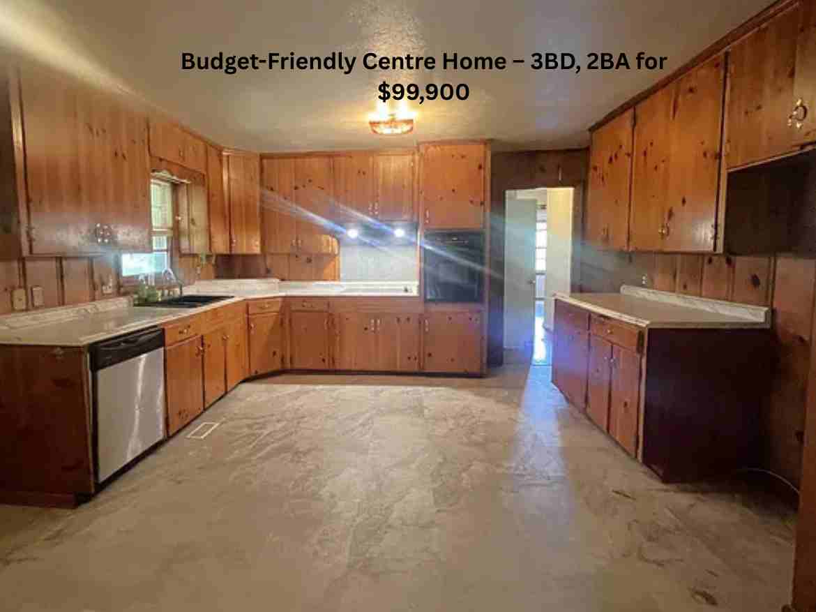 Budget-Friendly Centre Home – 3BD, 2BA for $99,900 (3)