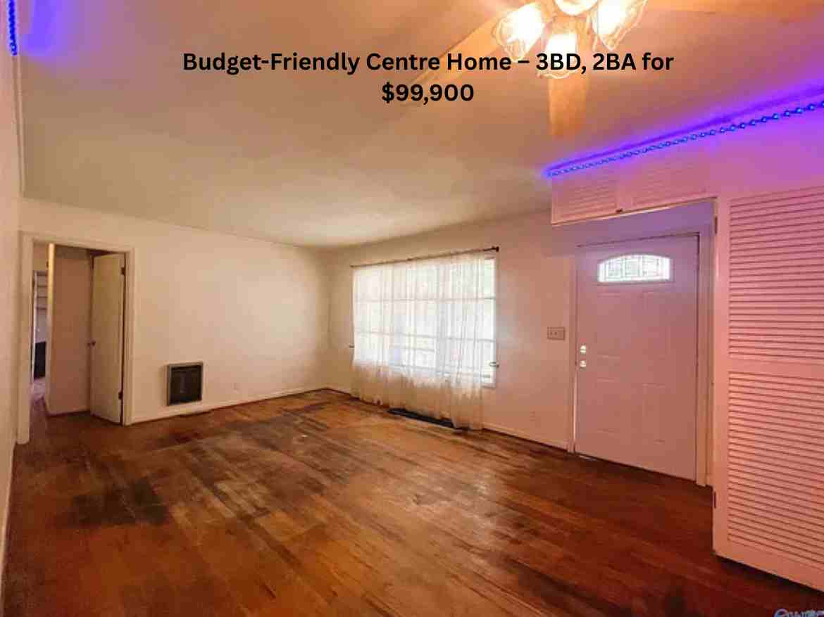 Budget-Friendly Centre Home – 3BD, 2BA for $99,900 (4)