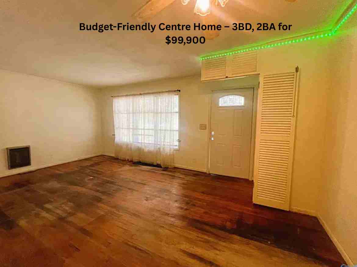 Budget-Friendly Centre Home – 3BD, 2BA for $99,900 (5)