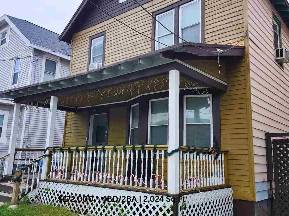 $172,000 – 4BD2BA  2,024 Sq Ft (3)