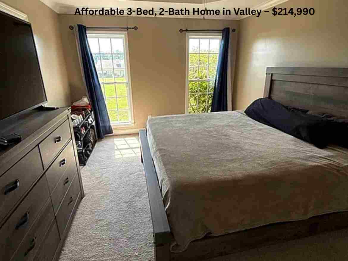 Affordable 3-Bed, 2-Bath Home in Valley – $214,990 (2)