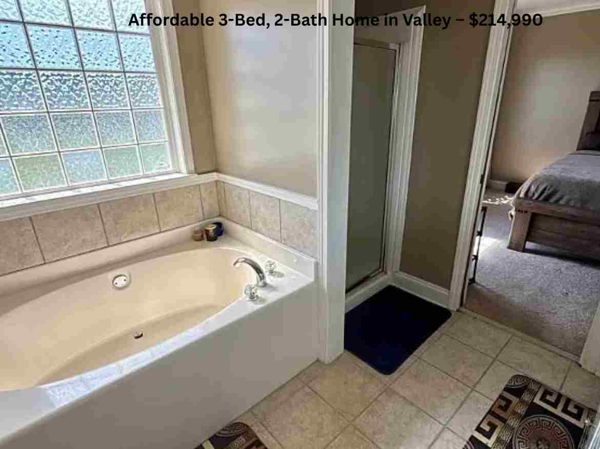 Affordable 3-Bed, 2-Bath Home in Valley – $214,990 (3)