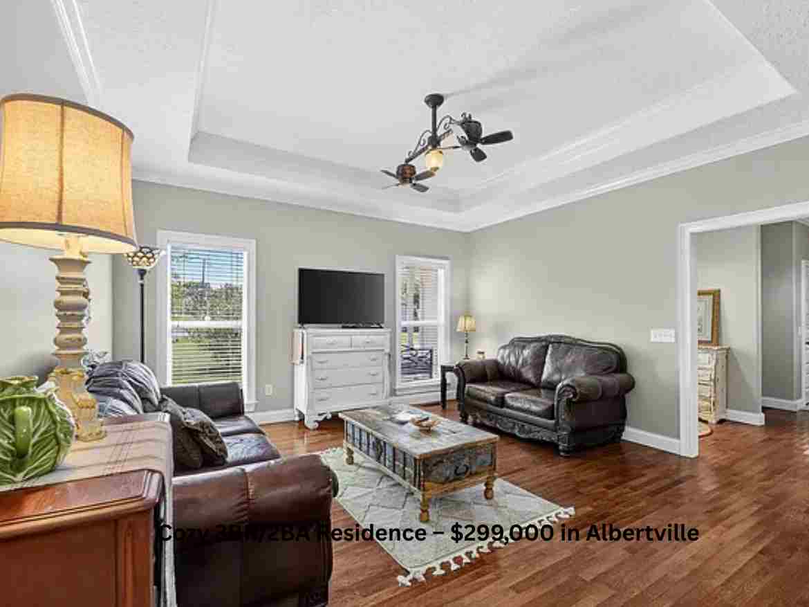 Cozy 3BR2BA Residence – $299,000 in Albertville (1)