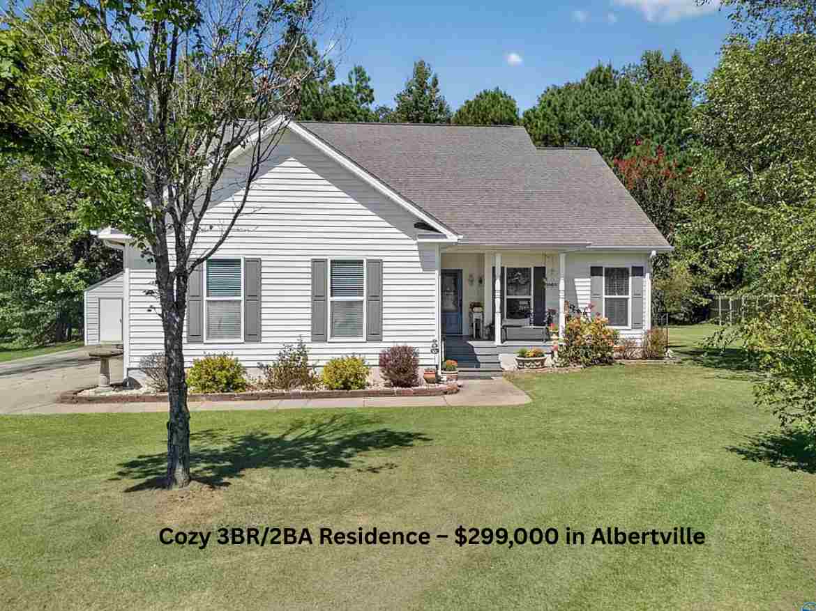 Cozy 3BR2BA Residence – $299,000 in Albertville