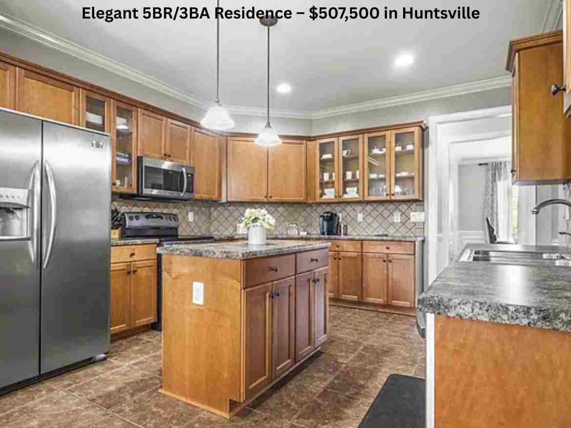 Elegant 5BR3BA Residence – $507,500 in Huntsville (9)