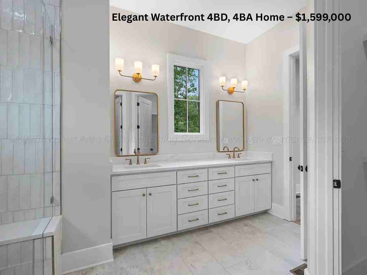 Elegant Waterfront 4BD, 4BA Home – $1,599,000 (6)