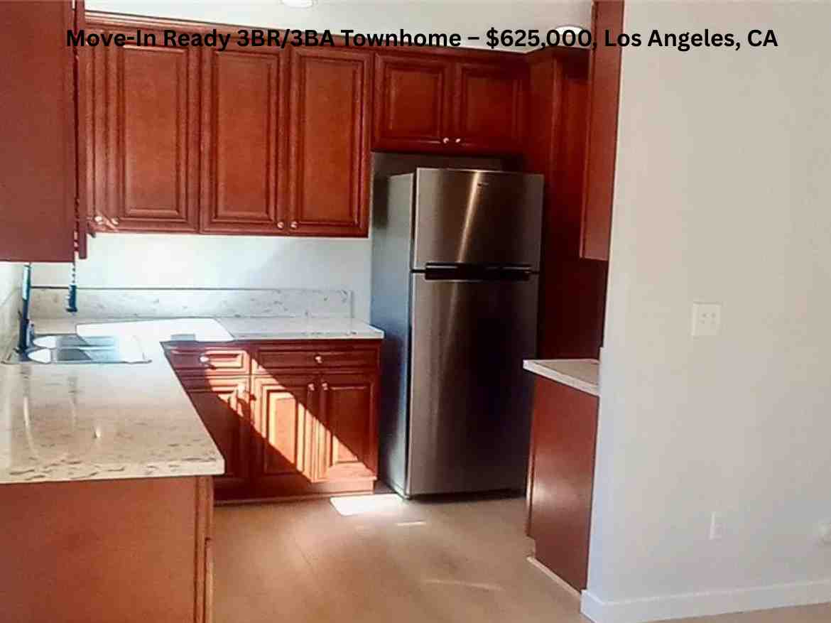Move-In Ready 3BR3BA Townhome – $625,000, Los Angeles, CA (2)