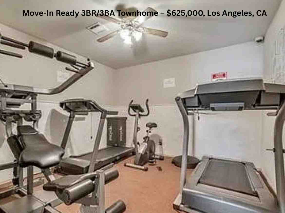 Move-In Ready 3BR3BA Townhome – $625,000, Los Angeles, CA (7)