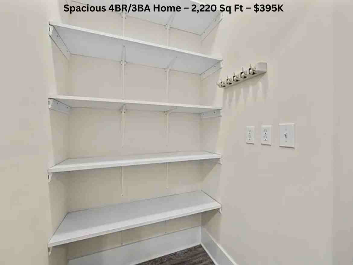 Spacious 4BR3BA Home – 2,220 Sq Ft – $395K (6)