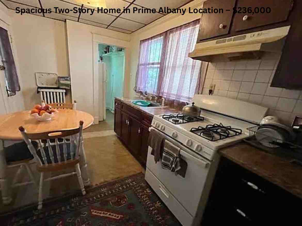Spacious Two-Story Home in Prime Albany Location – $236,000 (3)